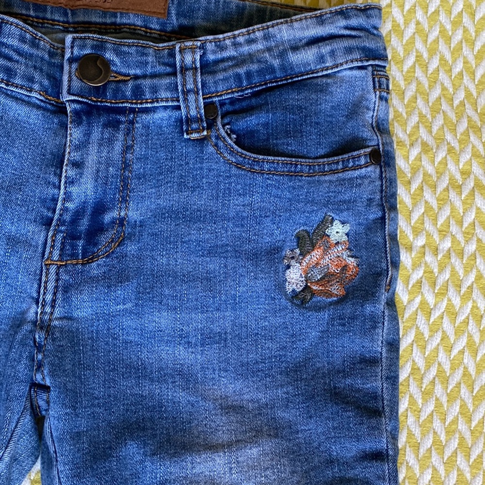 Joe’s Jeans girls - Picture 3 of 9